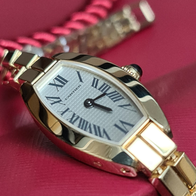 Швейцарские часы Cartier Lanieres