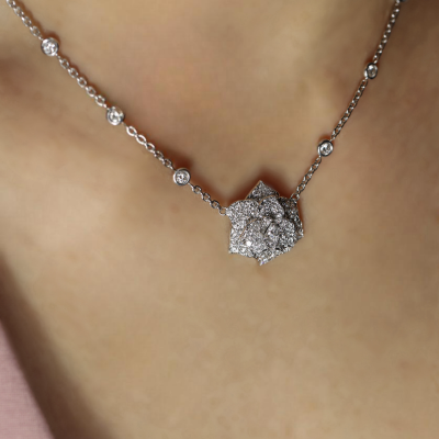 Подвеска Piaget Rose White Gold Diamonds Pendant