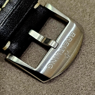 Швейцарские часы Breitling Navitimer 8
