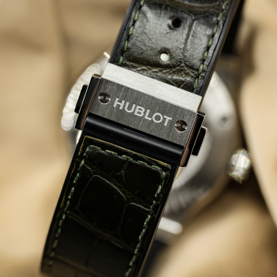 Швейцарские часы Hublot CLASSIC FUSION TITANIUM