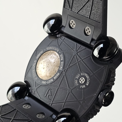 Швейцарские часы Romain Jerome Moon Invader