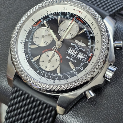 Швейцарские часы Breitling Bentley GT