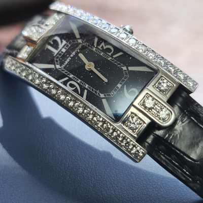 Швейцарские часы Harry Winston Avenue