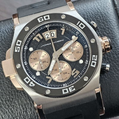 Швейцарские часы Jorg Hysek Abyss Explorer Discoverer Chronograph