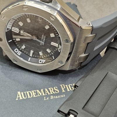 Швейцарские часы Audemars Piguet ROYAL OAK OFFSHORE DIVER