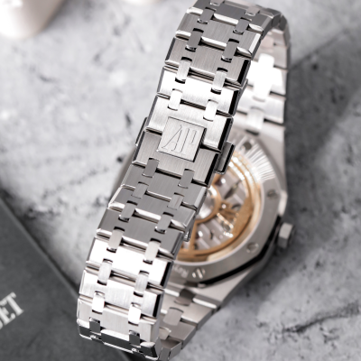 Швейцарские часы Audemars Piguet Royal Oak Selfwinding 41 mm