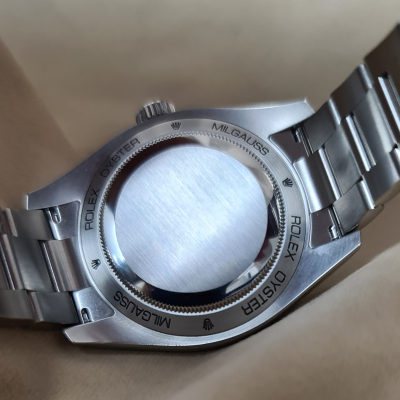 Швейцарские часы Rolex Milgauss 40mm