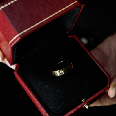 Кольцо Cartier LOVE ring classic model 3 diamonds