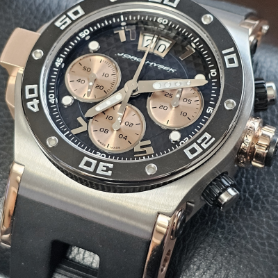 Швейцарские часы Jorg Hysek Abyss Explorer Discoverer Chronograph