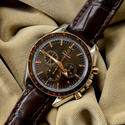 Швейцарские часы Omega Speedmaster Broad Arrow