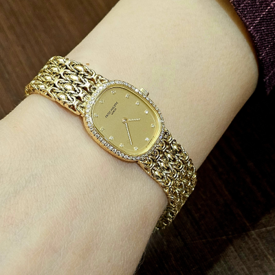 Швейцарские часы Patek Philippe Golden Ellipse