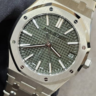 Швейцарские часы Audemars Piguet Royal Oak Selfwinding "50th Anniversary" 41 mm