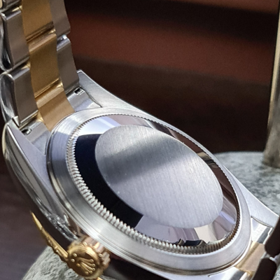 Швейцарские часы Rolex Sky-Dweller 42mm Steel and Yellow Gold