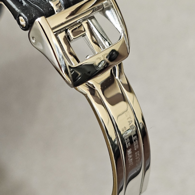 Швейцарские часы Girard-Perregaux Richeville Day-Night Russia Edition 100 psc