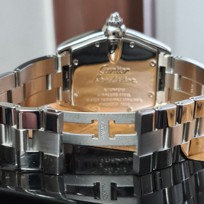Швейцарские часы Cartier Roadster