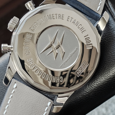 Швейцарские часы Breitling Transocean Chronograph