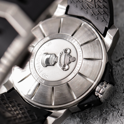 Швейцарские часы Corum Admiral`s Cup Competition 40mm