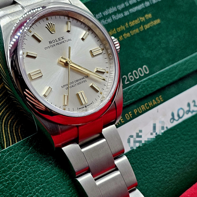 Швейцарские часы Rolex OYSTER PERPETUAL 36 SILVER DIAL