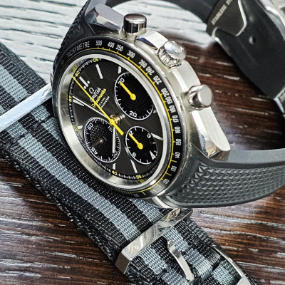 Швейцарские часы Omega Speedmaster Racing