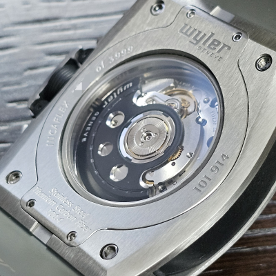 Швейцарские часы Wyler Code-R Chronograph MIT