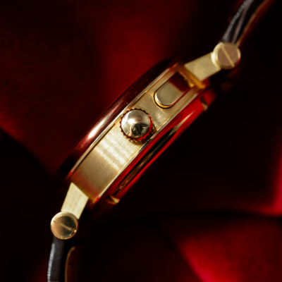 Швейцарские часы Van Cleef & Arpels Monsieur Calendar