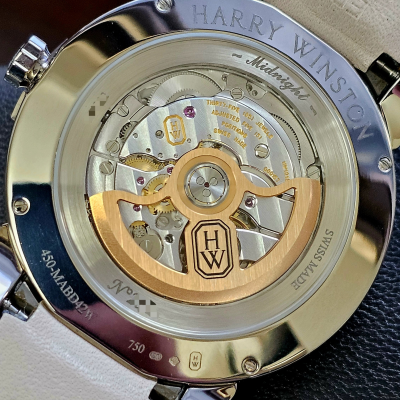 Швейцарские часы Harry Winston Midnight Big Date in White Gold