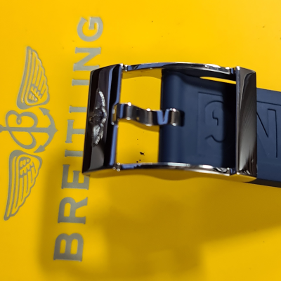 Швейцарские часы Breitling  Colt Automatic Blue Dial 41