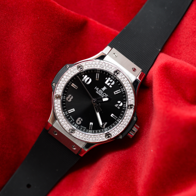 Швейцарские часы Hublot Big Bang 38 mm