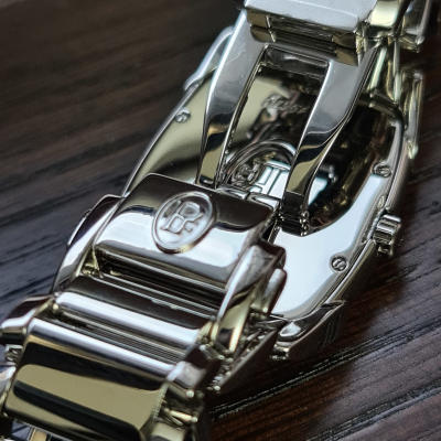 Швейцарские часы Parmigiani Fleurier Kalpa Donna