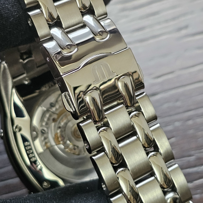 Швейцарские часы Maurice Lacroix Masterpiece