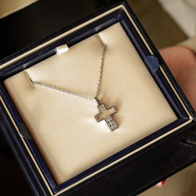 Крест Chopard Happy Diamonds