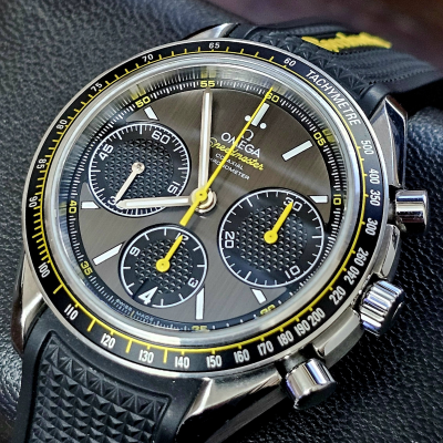 Швейцарские часы Omega Speedmaster Racing