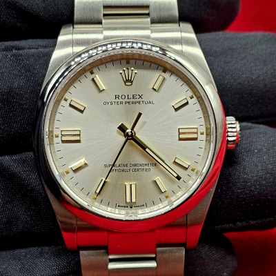 Швейцарские часы Rolex OYSTER PERPETUAL 36 SILVER DIAL