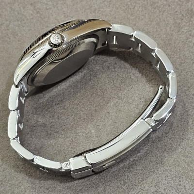 Швейцарские часы Rolex Oyster Perpetual Date