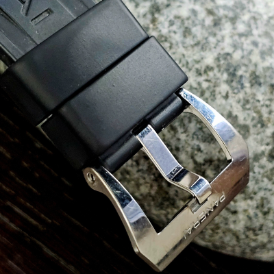 Швейцарские часы Panerai Luminor