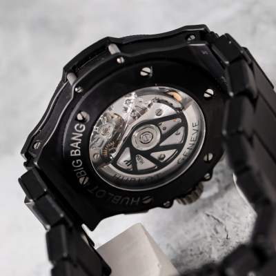 Швейцарские часы Hublot Big Bang Aero Bang