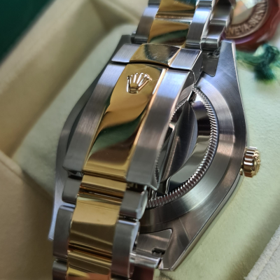 Швейцарские часы Rolex Oyster Datejust Steel and Yellow Gold 41mm