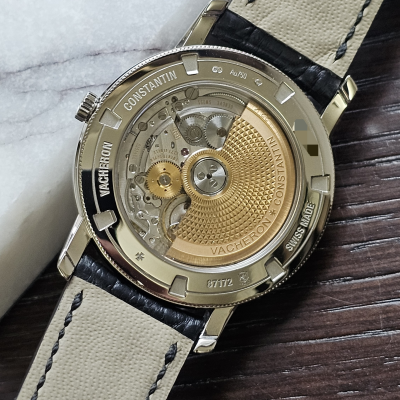 Швейцарские часы Vacheron Constantin Traditionnelle Date Self-Winding