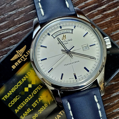 Швейцарские часы Breitling Transocean
