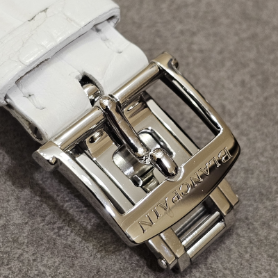 Швейцарские часы Blancpain Women Ultraplate