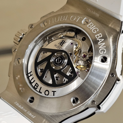 Швейцарские часы Hublot Big Bang Chronograph 44mm