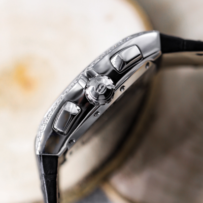 Швейцарские часы Boucheron Mec