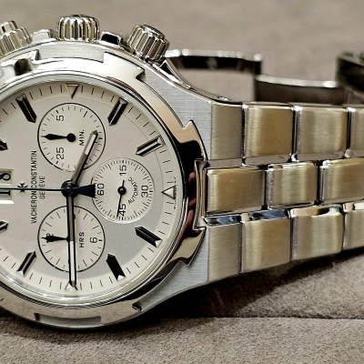 Швейцарские часы Vacheron Constantin Overseas Chronograph Automatic