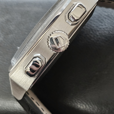 Швейцарские часы Tag Heuer Monaco Chronograph