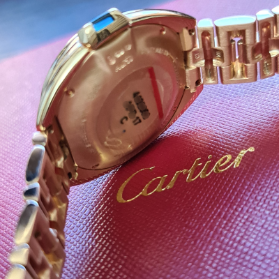 Швейцарские часы Cartier CLÉ DE CARTIER