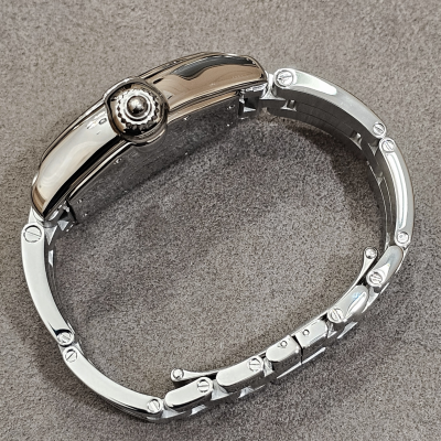Швейцарские часы Cartier Roadster