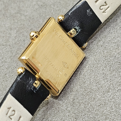 Швейцарские часы Van Cleef & Arpels Vintage