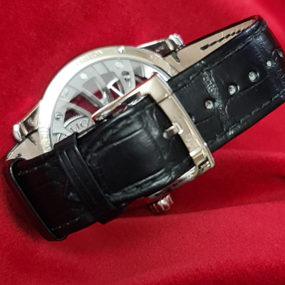 Швейцарские часы Ulysse Nardin Classical Skeleton Tourbillon Manufacture in White Gold