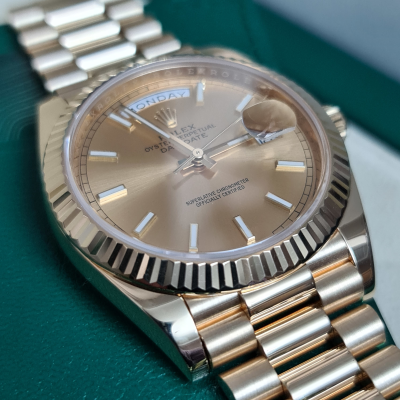 Швейцарские часы Rolex Day-Date Yellow Gold