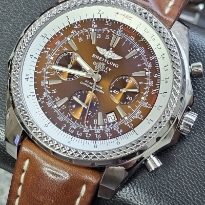 Швейцарские часы Breitling Bentley Motors